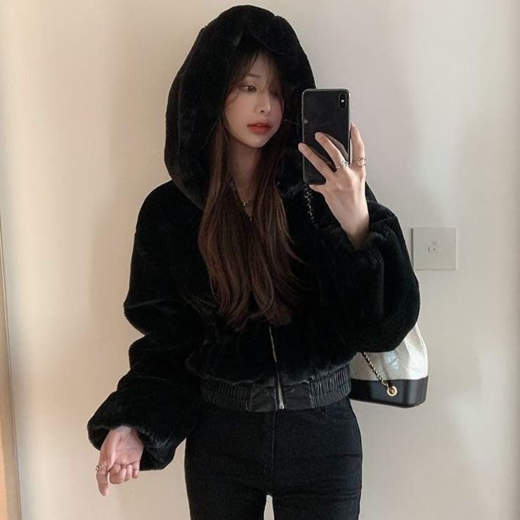 ブラック | フード付きショートファーコート | Alvia