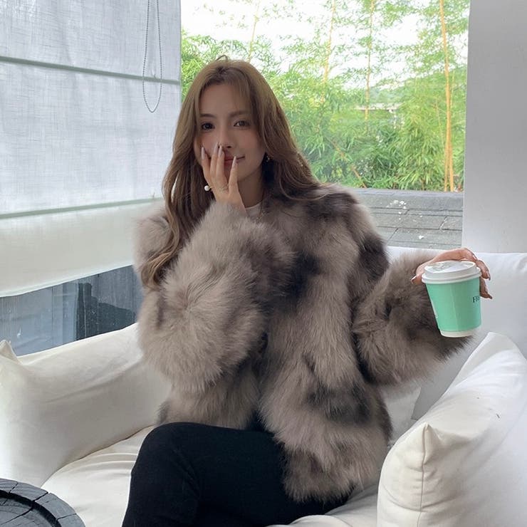 フェイクファーショートジャケット[品番：CROW0001290]｜Alvia