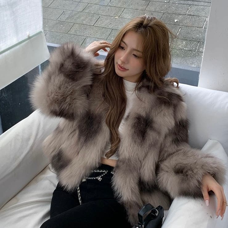 フェイクファーショートジャケット[品番：CROW0001290]｜Alvia