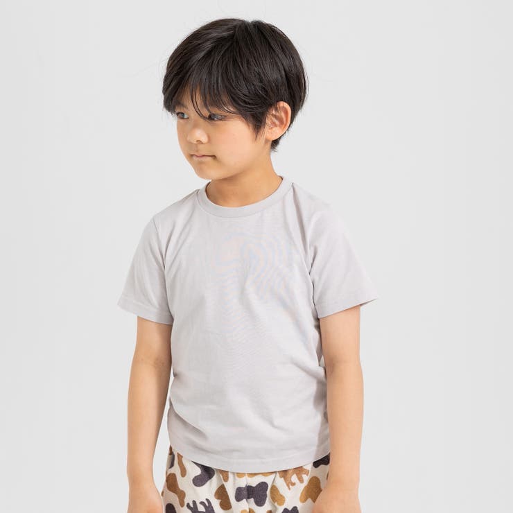 グレー