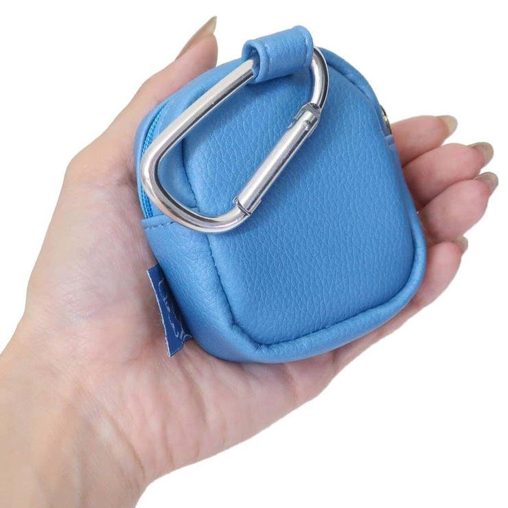 ミニボストン　ポーチ　ワンピース　新品未使用　ルフィ　青　カラビナ付き シンデレラ ミニポーチ カラビナ付きミニポーチ[品番：BREW0118399