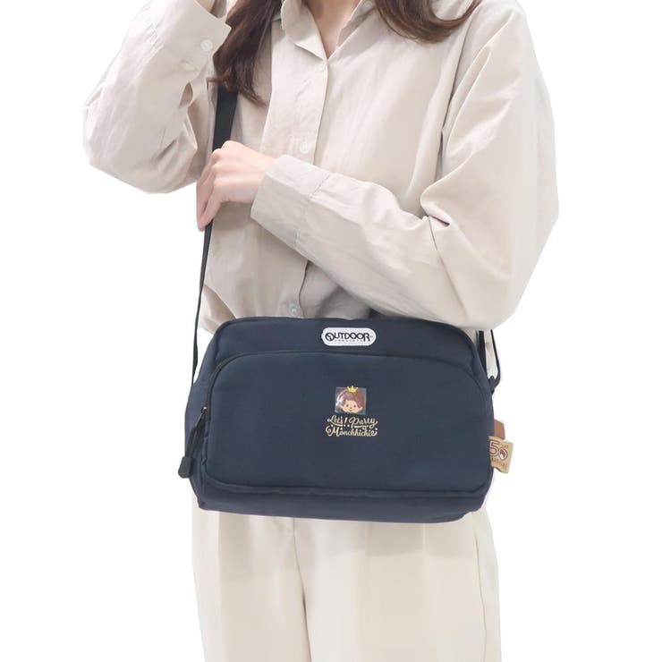 ポッチ☆55MOSCHINOショルダーバッグ確実正規品 モンチッチxOUTDOOR ショルダーバッグ 斜め掛けかばん[品番