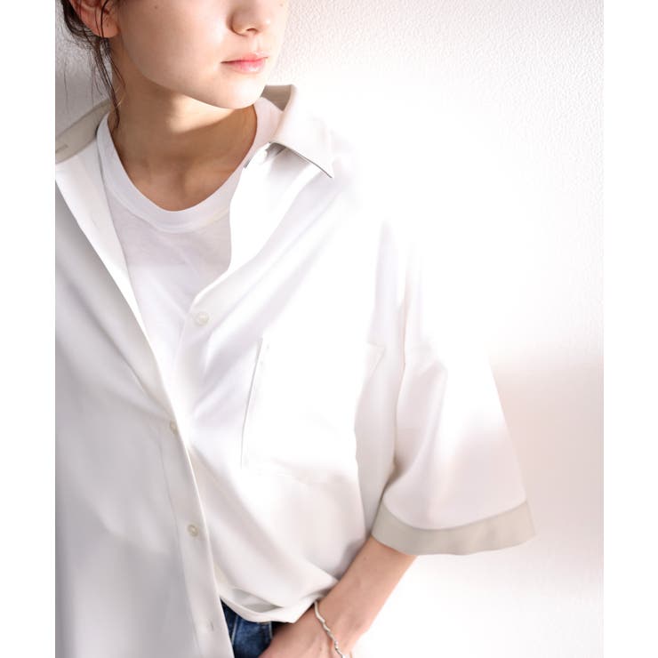 メンズっぽに”きゅん”。バイカラー半袖オーバークレリックシャツ