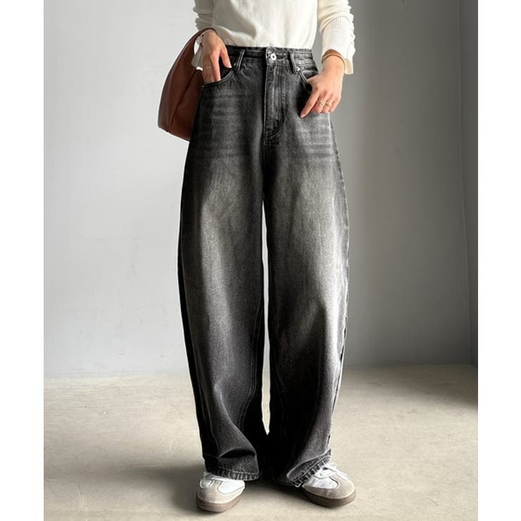 こなれ感抜群の1本。ゆったりシルエットカーブデニムエッグパンツ | Classical Elf  | 詳細画像1