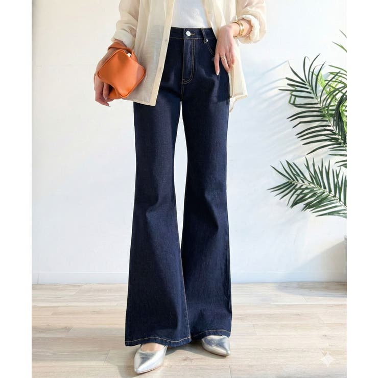 インディゴ | 憧れ美脚のマストアイテム！フレアストレッチデニムパンツ | Classical Elf 