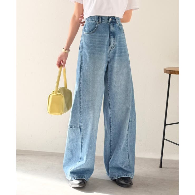 自然なカーブで美脚見え。抜け感たっぷりカーブラインデニムパンツ（ワイド） | Classical Elf  | 詳細画像4 