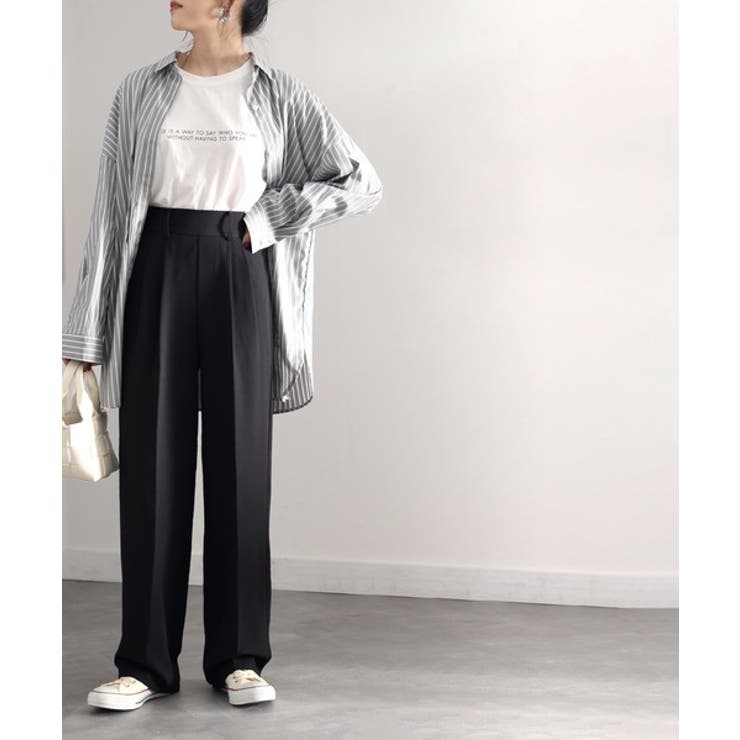 瞬時に美脚。ハイウエストタックフレアセンタープレスパンツ[品番