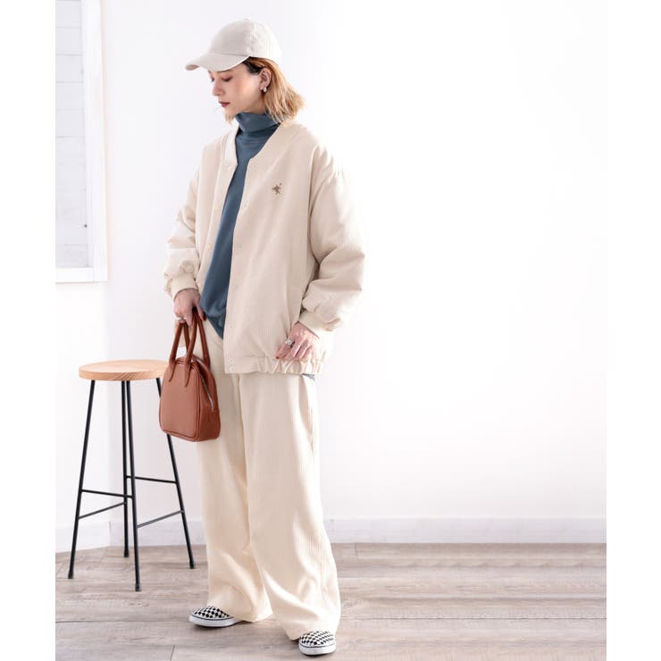 ワイドなのに美シルエット。セットアップも楽しめるコーデュロイ