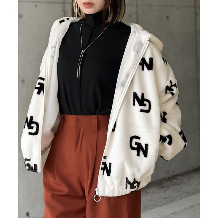 もこもこ柔らか。アルファベットボリュームファーパーカー[品番