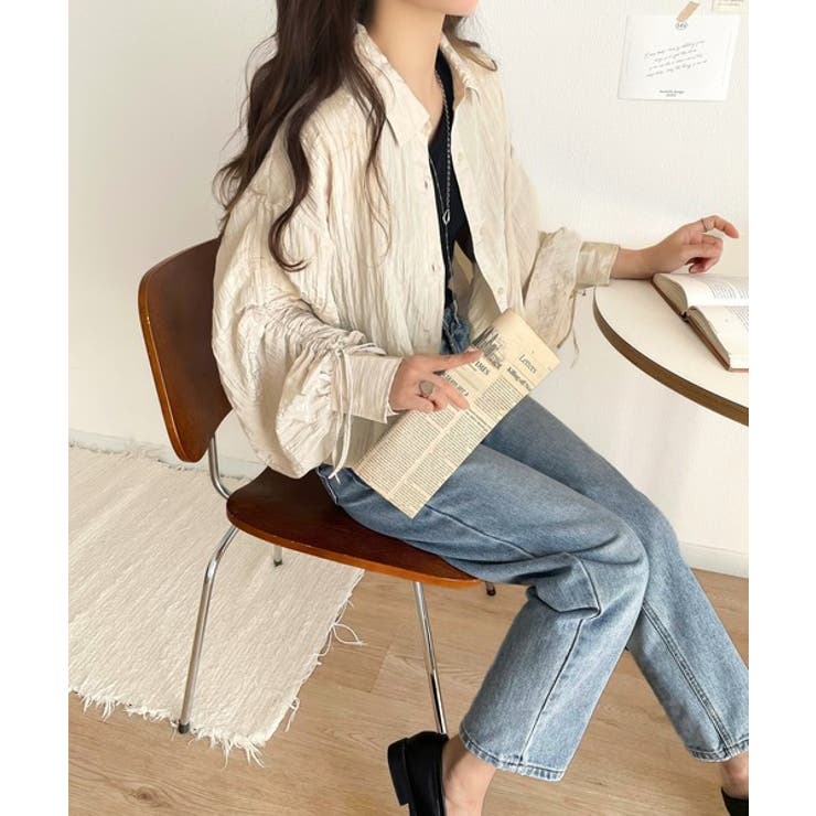 上品な抜け感と自由なアレンジ叶う。2wayカラー袖シャーリングシアー素材シャツブ… | Classical Elf  | 詳細画像16 