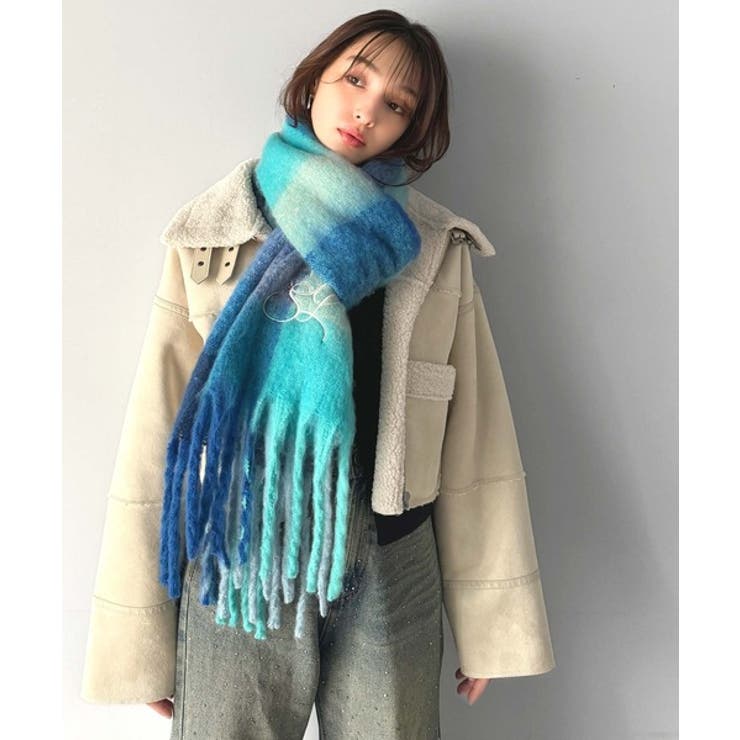 冬の愛されアイテム。ロゴ刺繍入り大判フリンジマフラー[品番