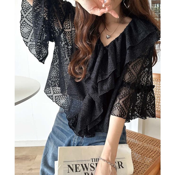 ブラック | レースの余韻に浸る。ラッフルフリルデザイン総レースブラウス | Classical Elf 