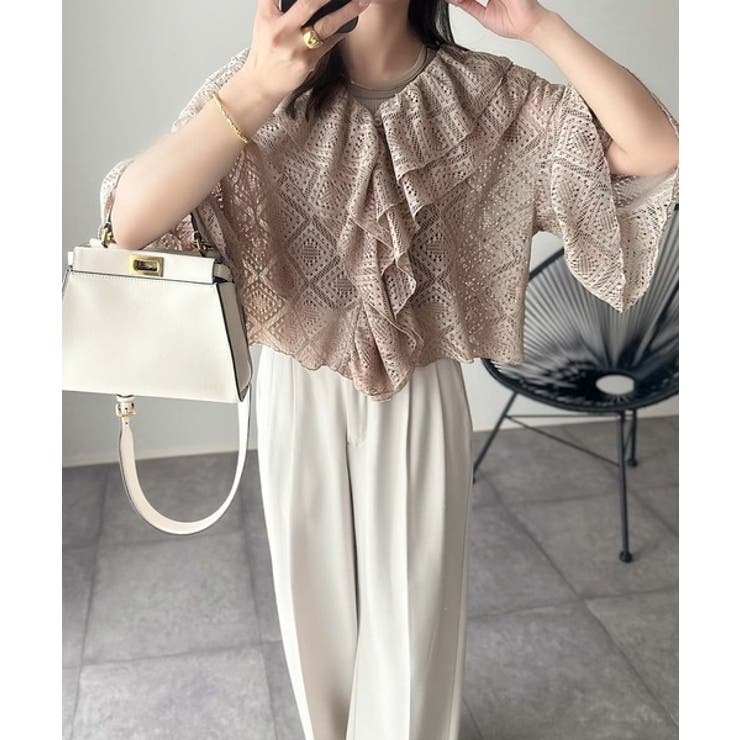 レースの余韻に浸る。ラッフルフリルデザイン総レースブラウス | Classical Elf  | 詳細画像25 