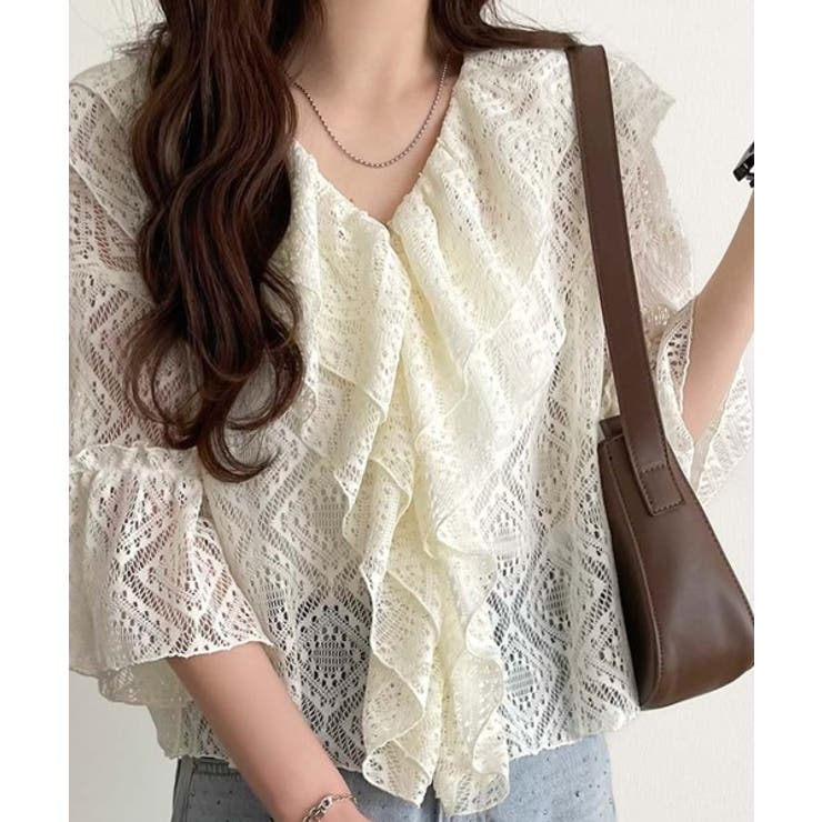 レースの余韻に浸る。ラッフルフリルデザイン総レースブラウス | Classical Elf  | 詳細画像28 