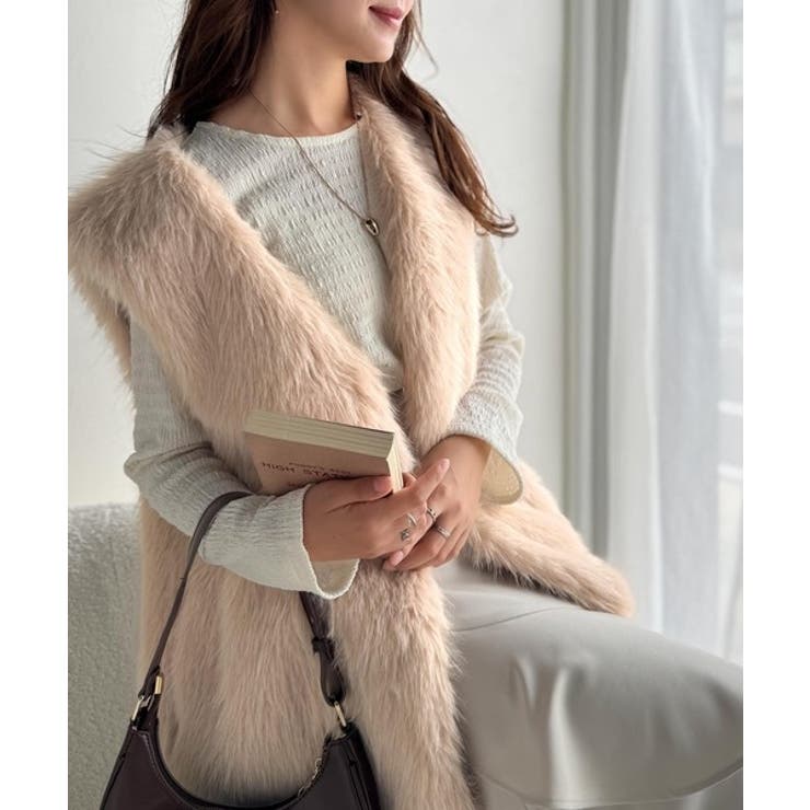 ベージュ | 高級感をレイヤード。ふわふわミックスシャギーファーベスト | Classical Elf 