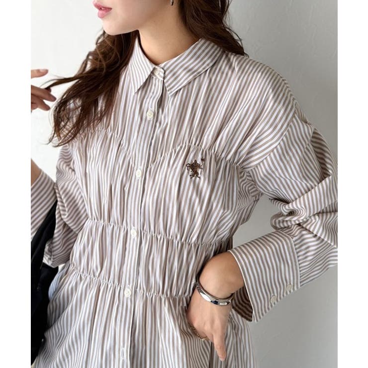 ベージュストライプ | 大人のシルエット美人を叶える、ビスチェ風シャーリング長袖シャツ（ストライプ 無地… | Classical Elf 