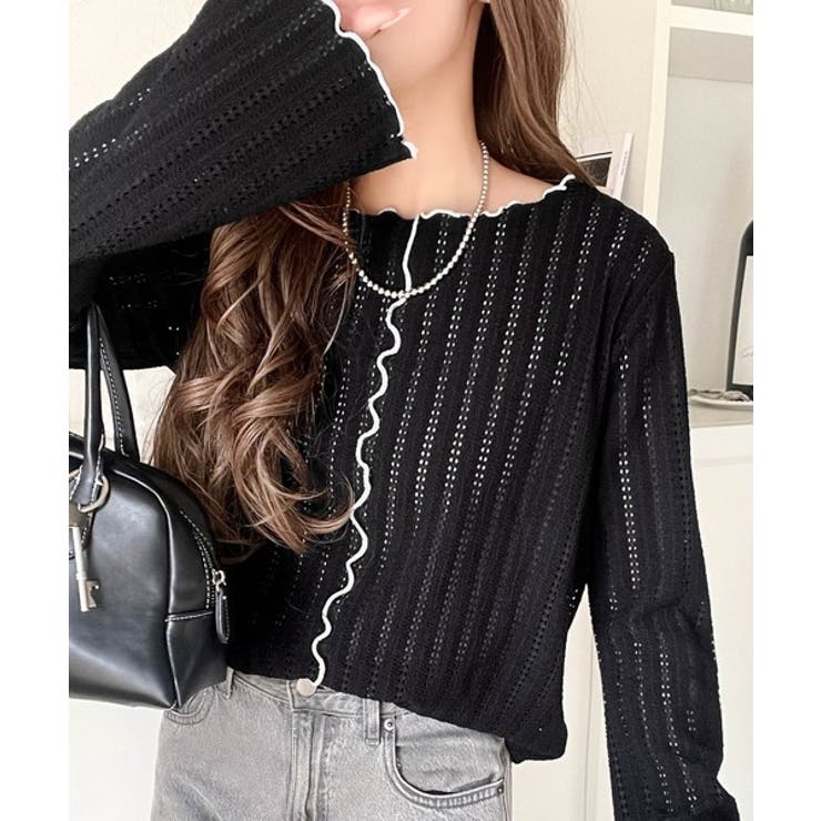 ブラック | ほんのり色っぽ。透かし編みセンターメロウフレアスリーブトップスカットソー(長袖) | Classical Elf 