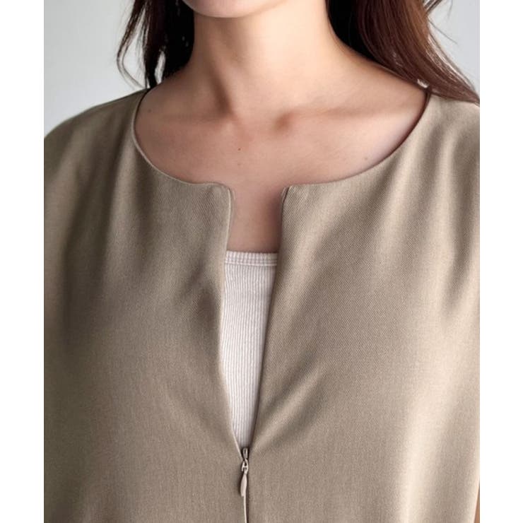 シンプルだけど、襟元に大人の抜け感。ハーフジップオールインワン | Classical Elf  | 詳細画像31 