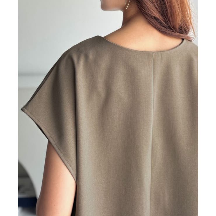 シンプルだけど、襟元に大人の抜け感。ハーフジップオールインワン | Classical Elf  | 詳細画像33 