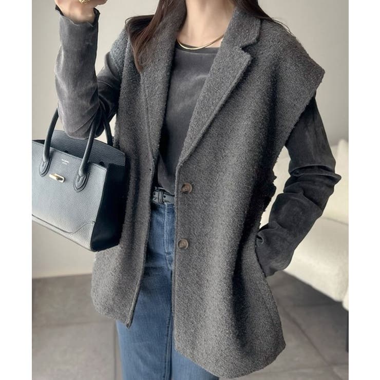 チャコール | シンプルで洗練された大人の雰囲気を演出。サイドベルトブークレシングルジレベスト | Classical Elf 