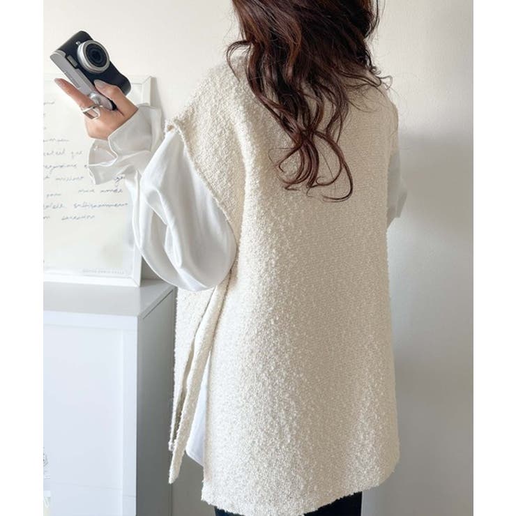 シンプルで洗練された大人の雰囲気を演出。サイドベルトブークレシングルジレベスト | Classical Elf  | 詳細画像4 