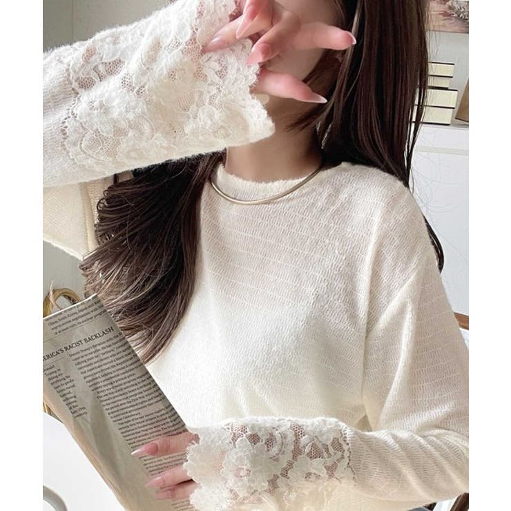 アイボリー | 手元から華やぐ♪シーズンムード抜群、袖フラワーレース起毛トップス | Classical Elf 