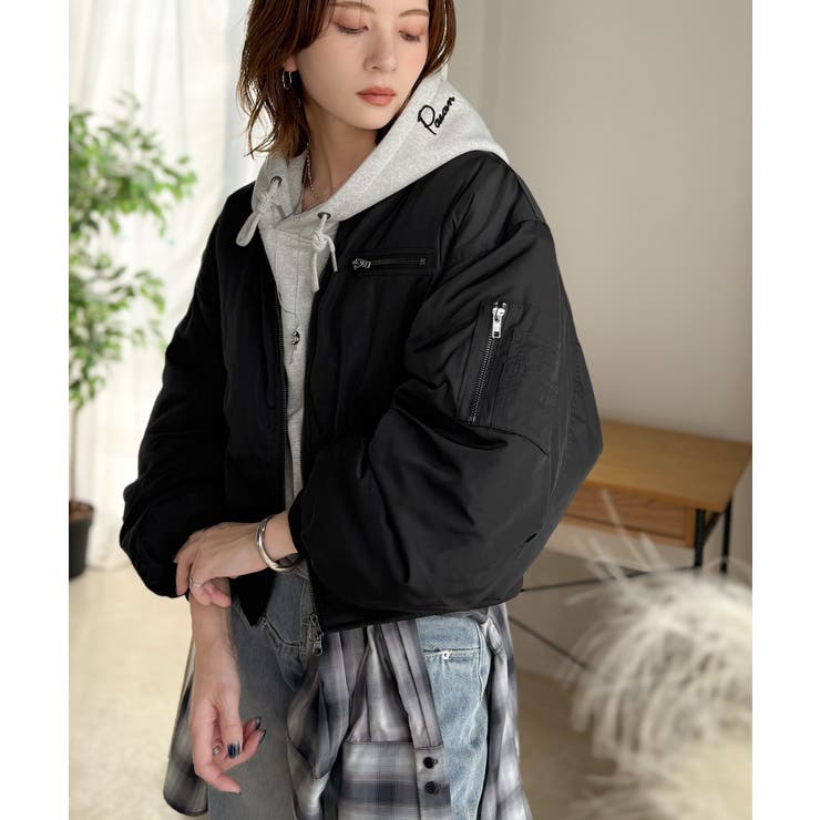 ボリューム感と軽やかさを両立。中綿入りボリュームスリーブMA 1 | Classical Elf  | 詳細画像15 