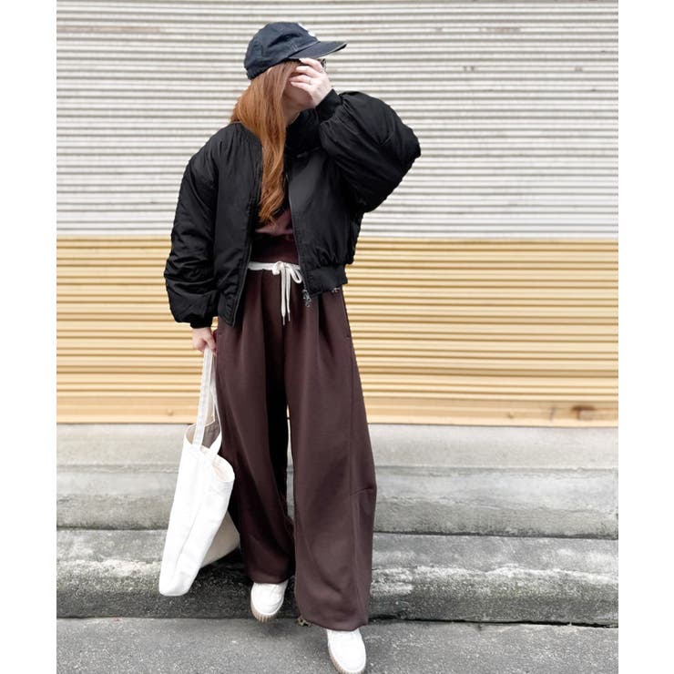 ボリューム感と軽やかさを両立。中綿入りボリュームスリーブMA 1 | Classical Elf  | 詳細画像3 