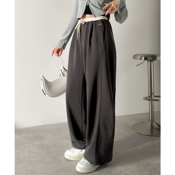 チャコール | 履くだけで“美脚バランス”完成！配色ウエストで差がつく、裏毛スウェットカーブパン… | Classical Elf 