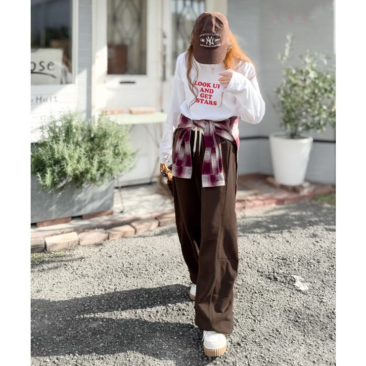 履くだけで“美脚バランス”完成！配色ウエストで差がつく、裏毛スウェットカーブパン… | Classical Elf  | 詳細画像27 