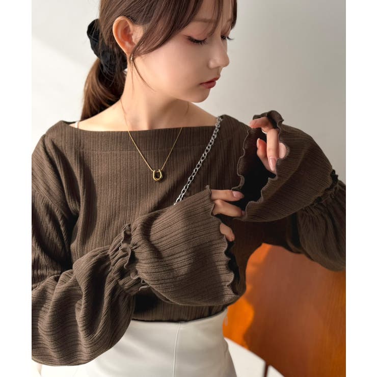 手元に余韻を残す、大人フェミニンな甘さ。キャンディースリーブランダムテレコリブト… | Classical Elf  | 詳細画像19 