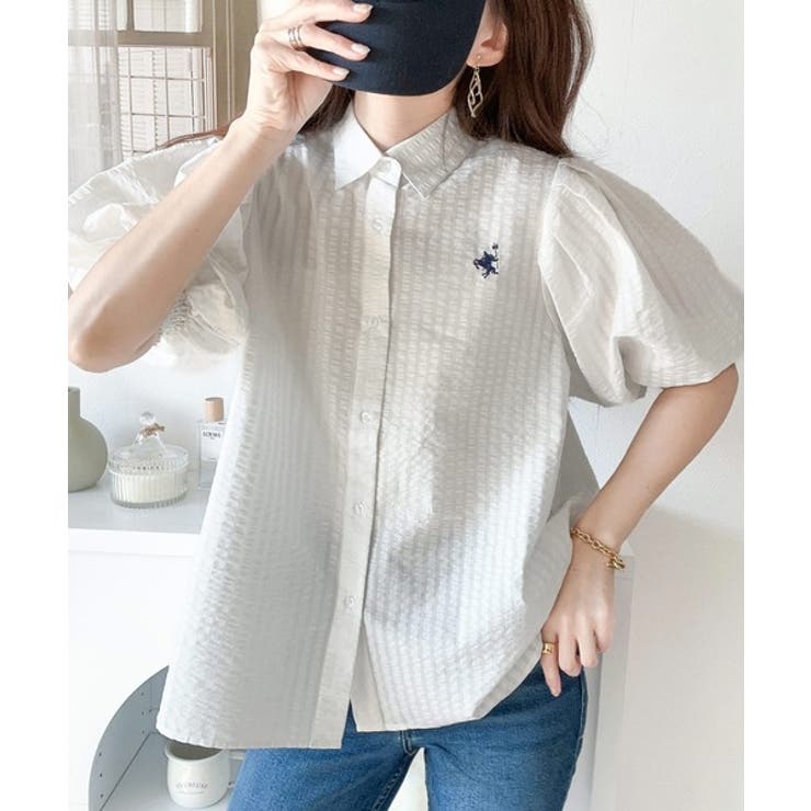 爽やかふんわりテイスト。タック入りボリュームスリーブ胸刺繍サッカーシャツ | Classical Elf  | 詳細画像8 