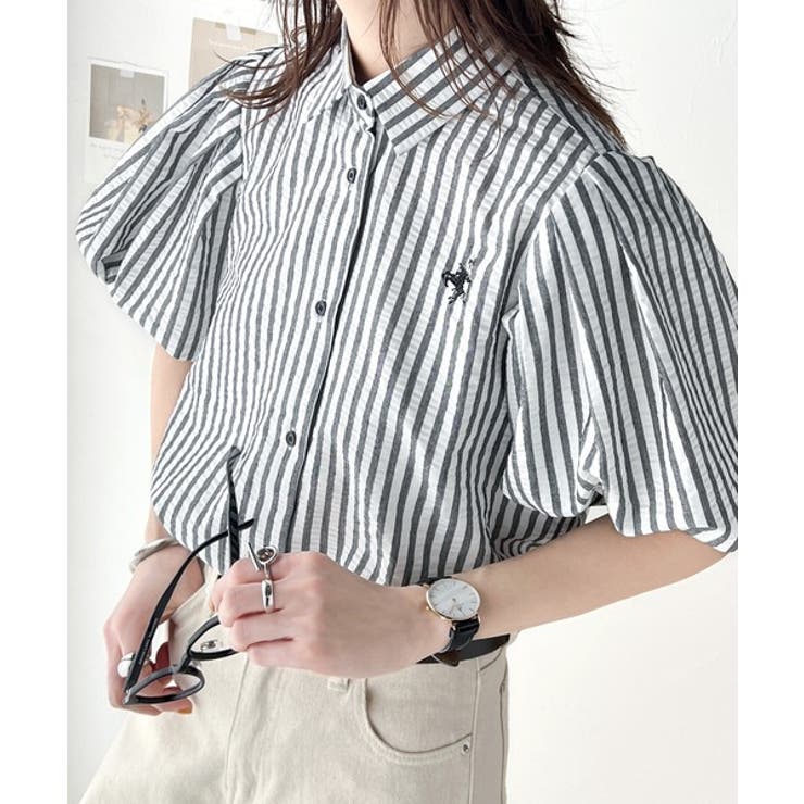 爽やかふんわりテイスト。タック入りボリュームスリーブ胸刺繍サッカーシャツ | Classical Elf  | 詳細画像14 