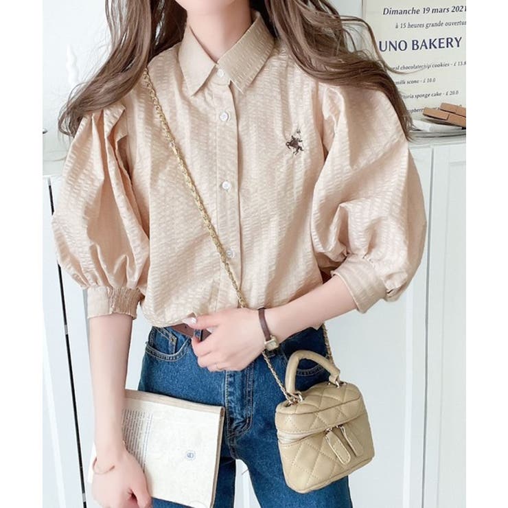 爽やかふんわりテイスト。タック入りボリュームスリーブ胸刺繍サッカーシャツ | Classical Elf  | 詳細画像17 