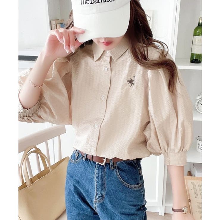 爽やかふんわりテイスト。タック入りボリュームスリーブ胸刺繍サッカーシャツ | Classical Elf  | 詳細画像18 