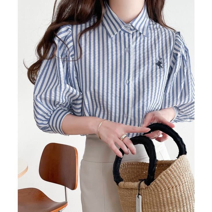 爽やかふんわりテイスト。タック入りボリュームスリーブ胸刺繍サッカーシャツ | Classical Elf  | 詳細画像1 