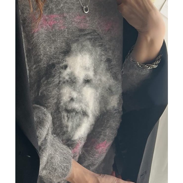 インパクト抜群！主役級トップス。人物モチーフ起毛シャギー素材ニット | Classical Elf  | 詳細画像16 