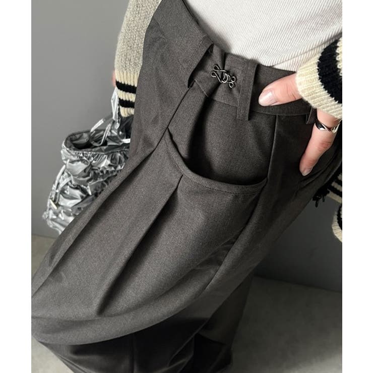 大人スタイリッシュ。ウエスト調節ホック付き美脚タックワイドパンツ | Classical Elf  | 詳細画像20 