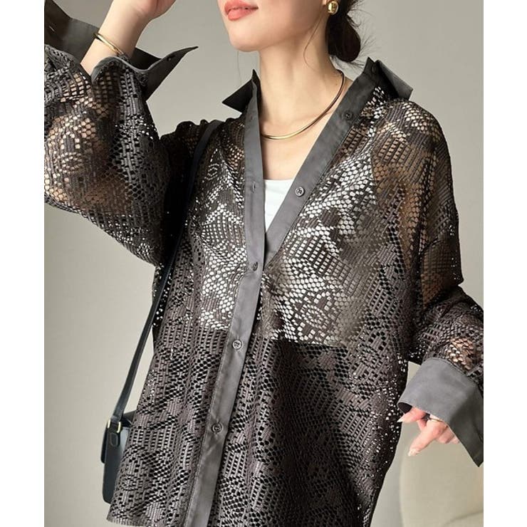 上品な透け感×大人カジュアル。レースオーバーサイズシャツブラウス（長袖） | Classical Elf  | 詳細画像28 