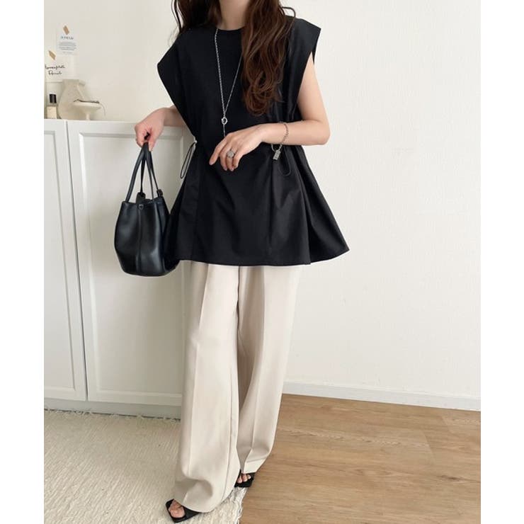 1枚でサマになるキレイめカジュアル。無地異素材ドッキングペプラムショートフレンチ… | Classical Elf  | 詳細画像17 