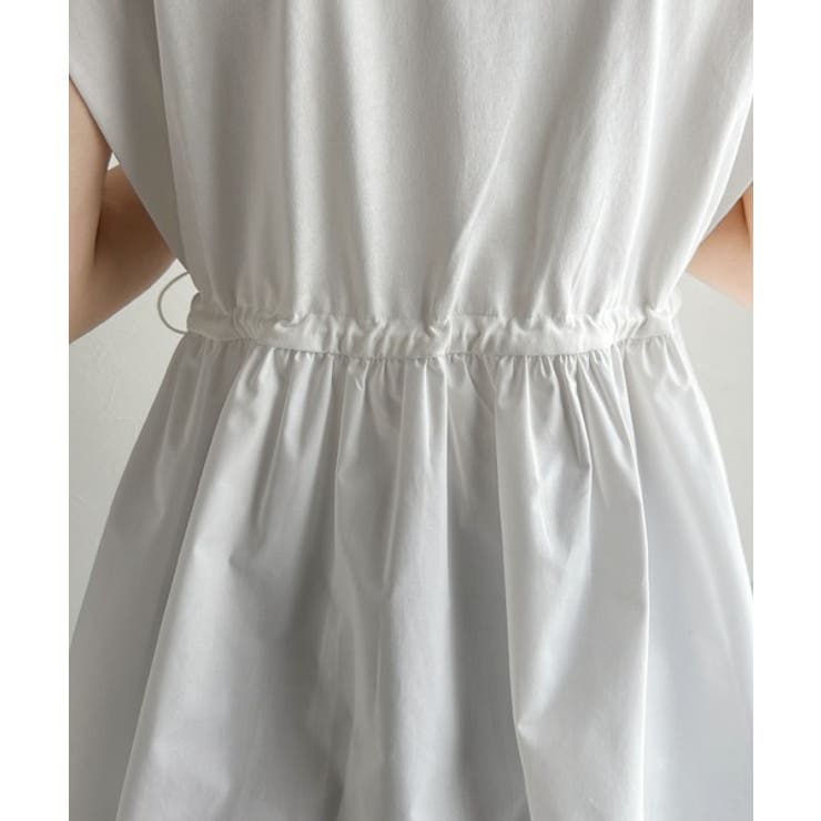 1枚でサマになるキレイめカジュアル。無地異素材ドッキングペプラムショートフレンチ… | Classical Elf  | 詳細画像38 