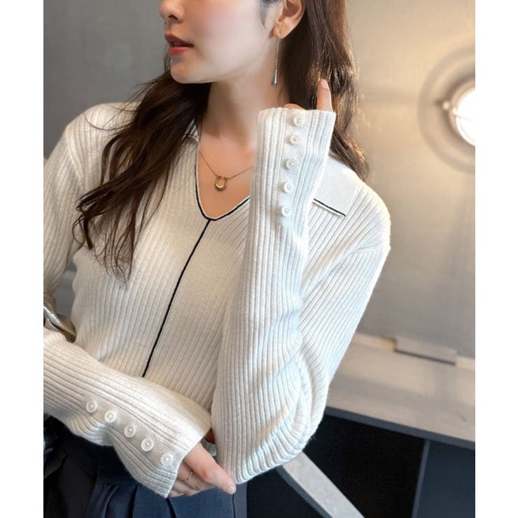 首元の抜けで細見え。インナーにも使える万能トップス♪配色ラインデザイン衿付きリブ… | Classical Elf  | 詳細画像7 