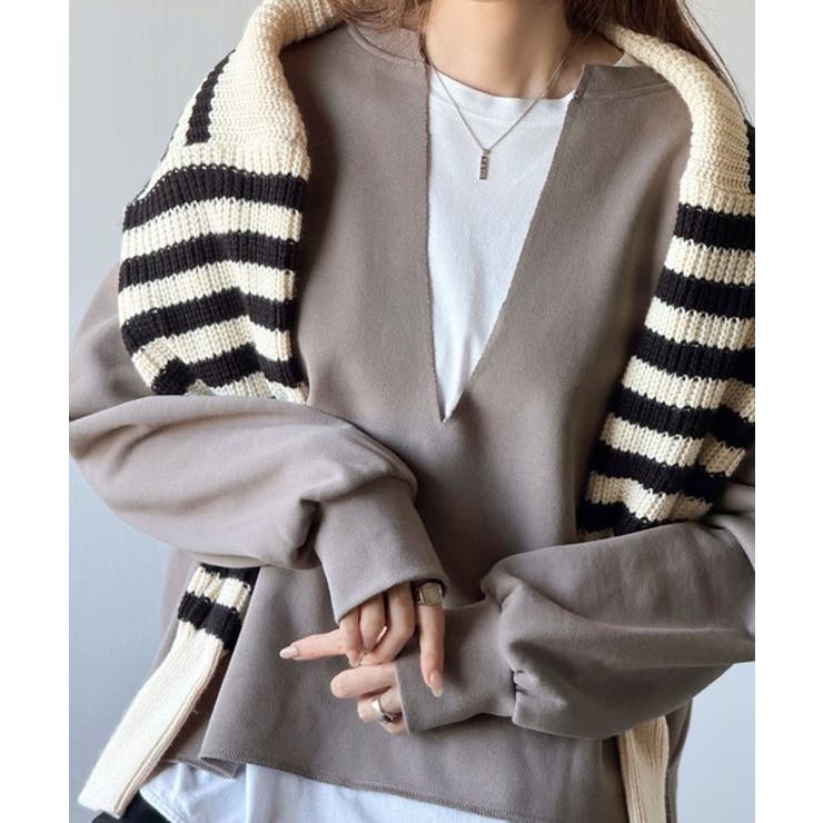 暖かさもこなれ感も、一枚で“洒落見え”。深Vネック裏起毛プルオーバー（長袖） | Classical Elf  | 詳細画像40 