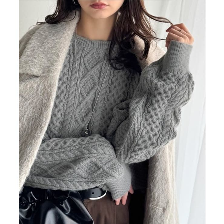 クラシカルなアラン編みが映える♪秋冬ムードをグッと高めるケーブル