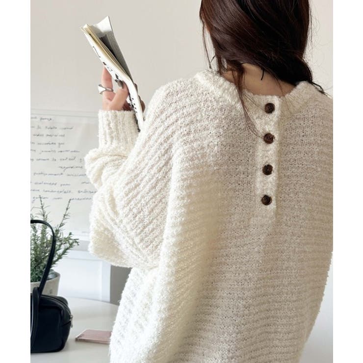 ふんわり愛されスタイル♪前後2wayヘンリーネックニット（長袖） | Classical Elf  | 詳細画像3 