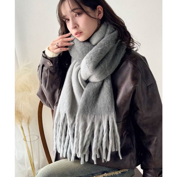 グレー | 顔まわりに華やぎをプラス♪ バイカラー起毛マフラー | Classical Elf