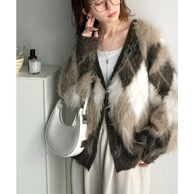 羽織るだけで旬顔＆スタイルアップを叶える◎長起毛アーガイルカーディガン | Classical Elf  | 詳細画像18 