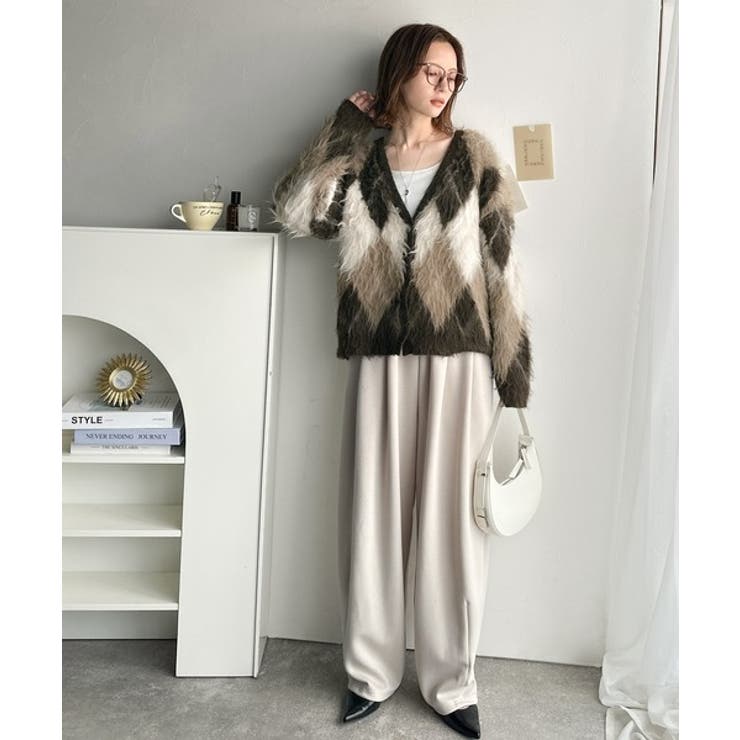 羽織るだけで旬顔＆スタイルアップを叶える◎長起毛アーガイルカーディガン | Classical Elf  | 詳細画像19 