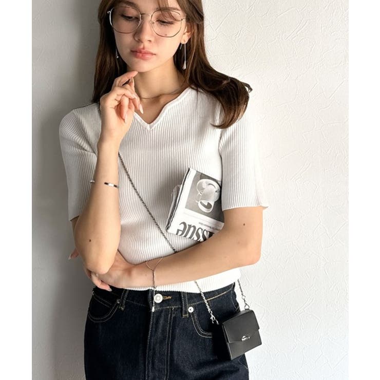 美デコルテを演出♪リブニットカーヴィーネックトップス（半袖） | Classical Elf  | 詳細画像4 