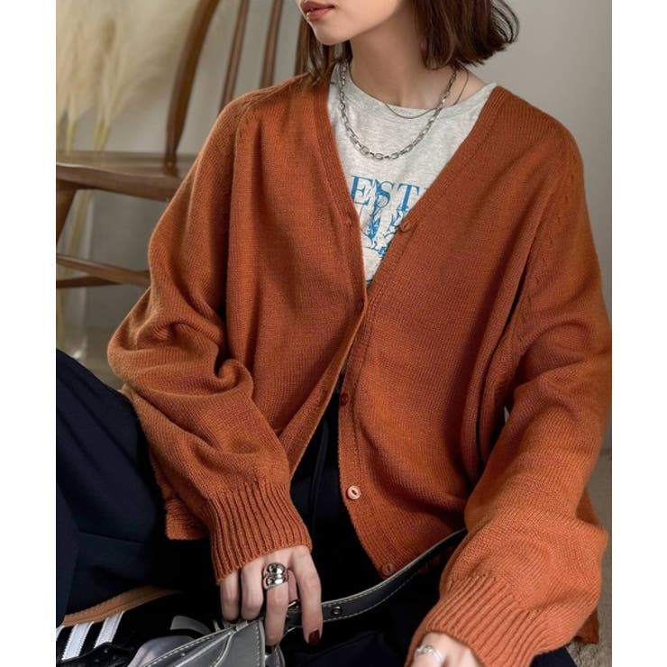 オレンジ | シルエット自在でお洒落も叶う。裾ドロストVネックニットカーディガン（長袖） | Classical Elf 